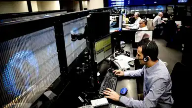 Borsa Yatay Açıldı: Gözler ABD ve TCMB'de!