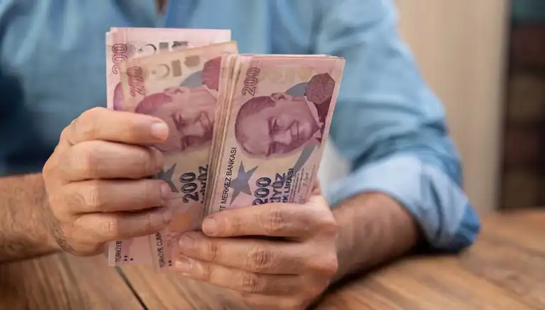 Asgari Ücret Zammı Tartışılıyor: İş Dünyası Uyarıyor