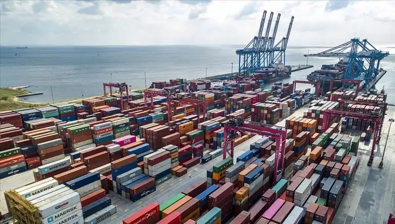 Dış Ticaret Açığı Daraldı