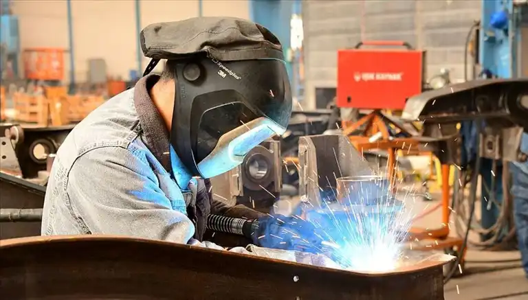 İmalat Sektöründe Daralma Yavaşladı: PMI Endeksi Yükseliyor