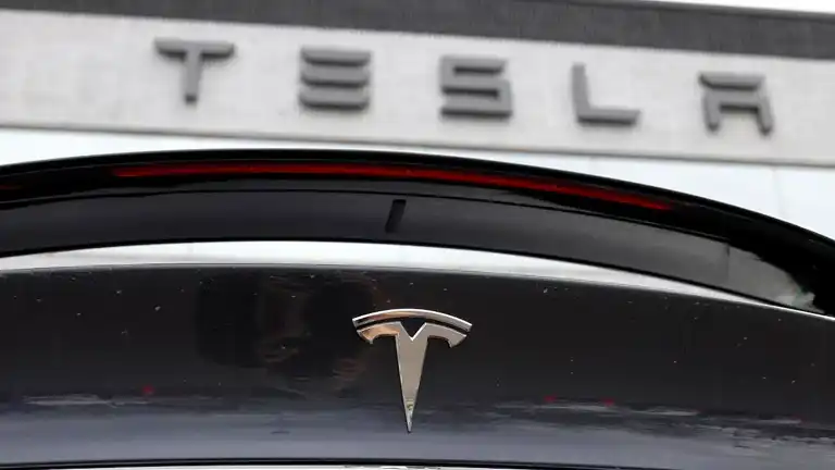 Tesla'nın Karlılığı Düştü, Satışlar Geriledi